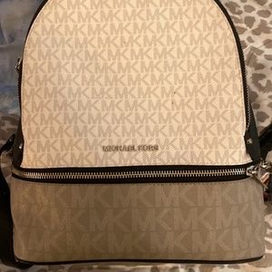 Micheal Kors  bag